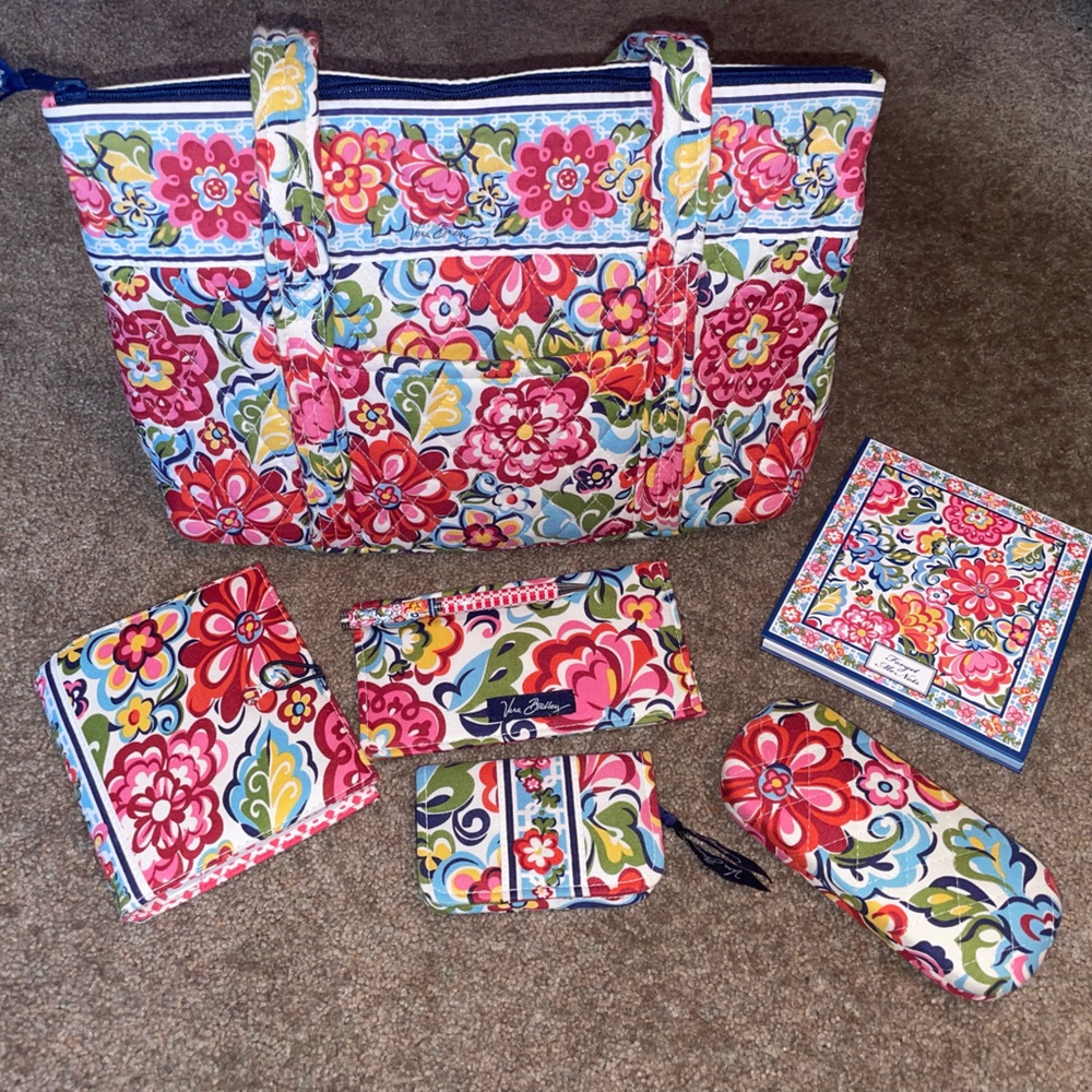 Vera Bradley 6 piece set